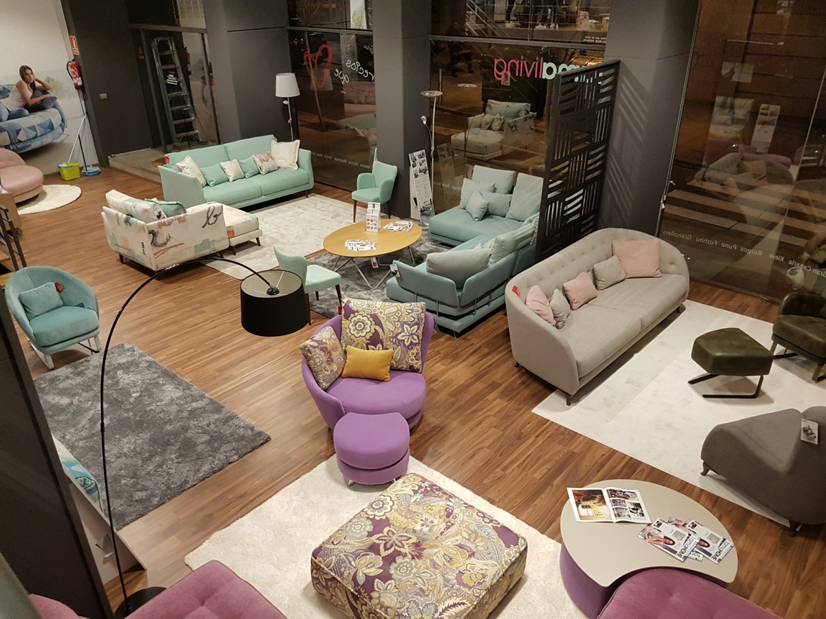 Famaliving llega a Vigo Noticias Fama Sofás